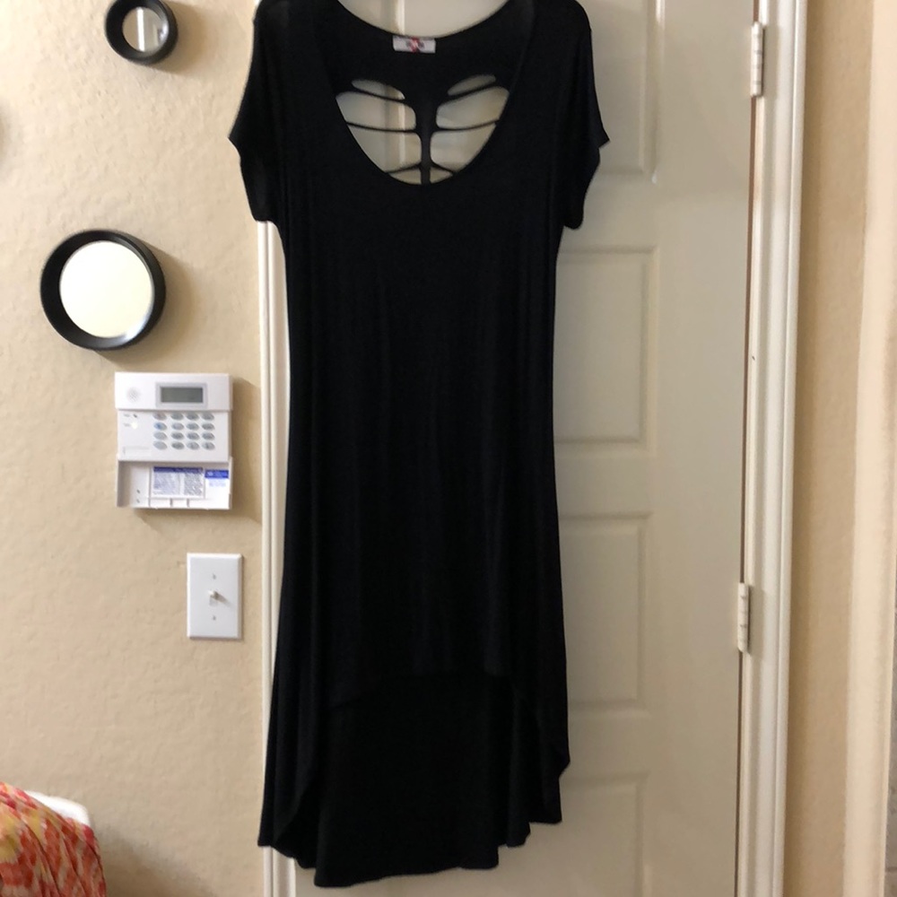 BLACK DRESS